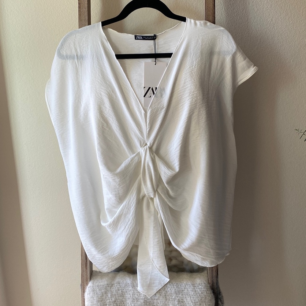 NWT Zara Blouse with Tie Front - Discounted Shipping!